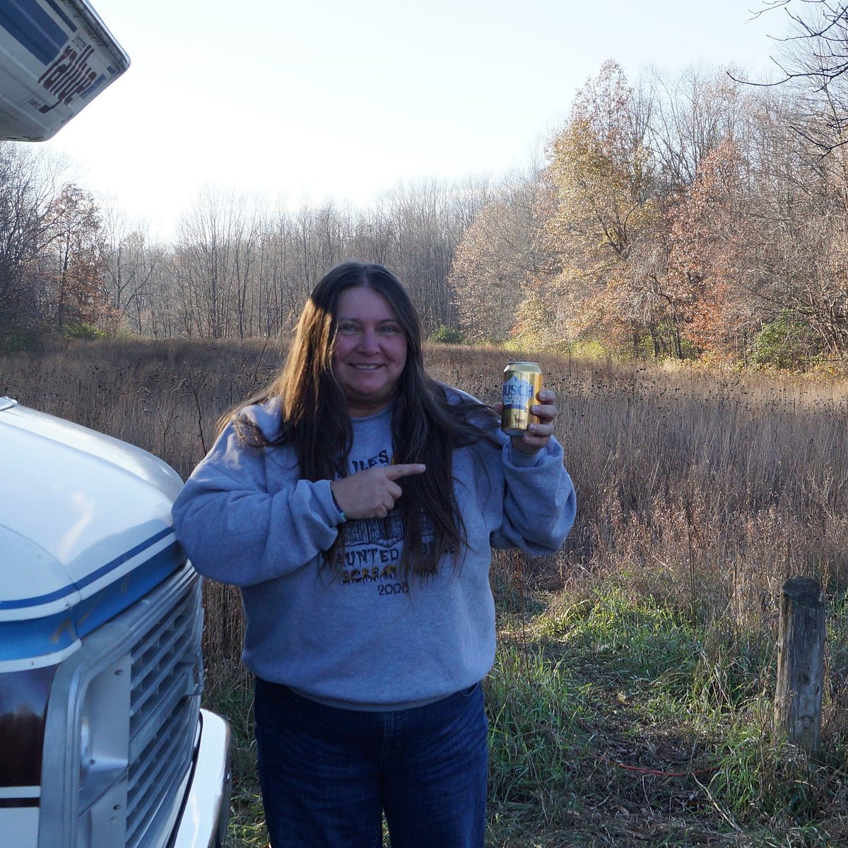 tbush12's tweet photo. #TrophyCan #Contest #entry #BuschBeer #igotaGoldCan #2017 #pickme #outdoorgetaway https://t.co/YGgi4CHnL2