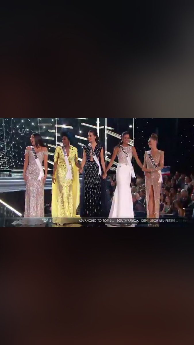 SaWischweizerin's tweet photo. We're so proud of you #MisssUniverse #THAILAND https://t.co/ZO86GHzjLL