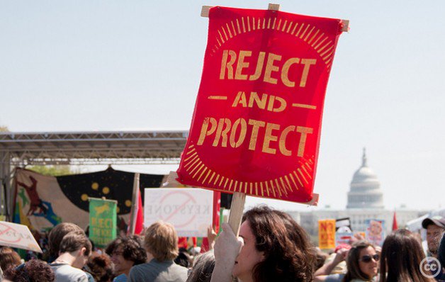 NineInchBride's tweet photo. Will You #PromiseToProtect? Coalition Urges New Wave of Resistance to #StopKeystoneXL
https://t.co/hPLQfjujl8
After Nebraska's shortsighted & dangerous vote to green-light TransCanada's #KXL, a coalition living along pipeline's route urge wider public to join them in resistance… https://t.co/NQAN0Biahg