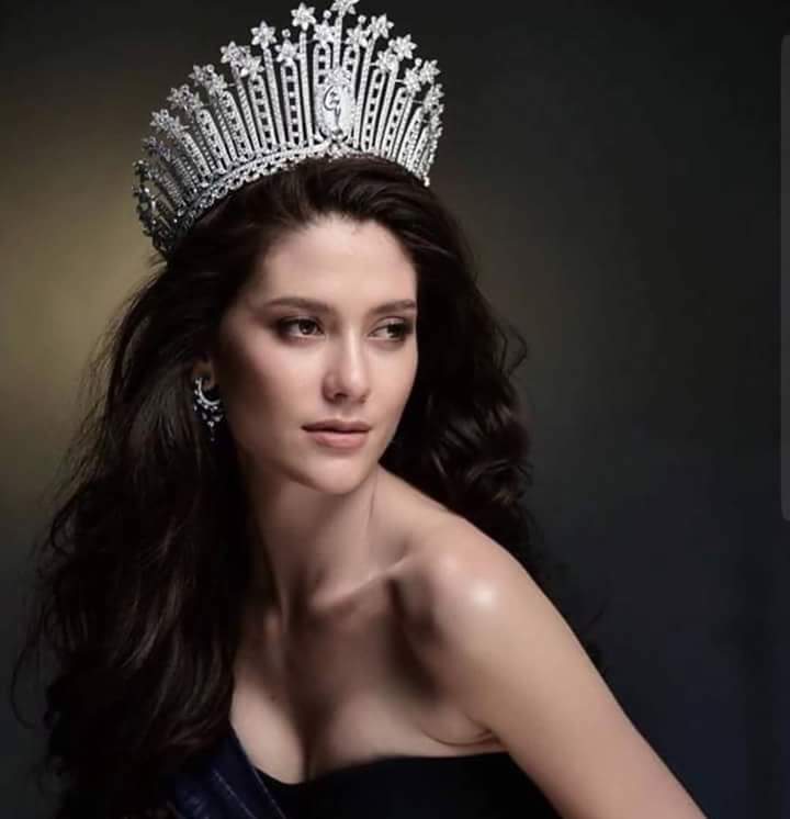 koonauka's tweet photo. มงจงมา#MissUniveres #Thailand https://t.co/Z3NJYRh11S