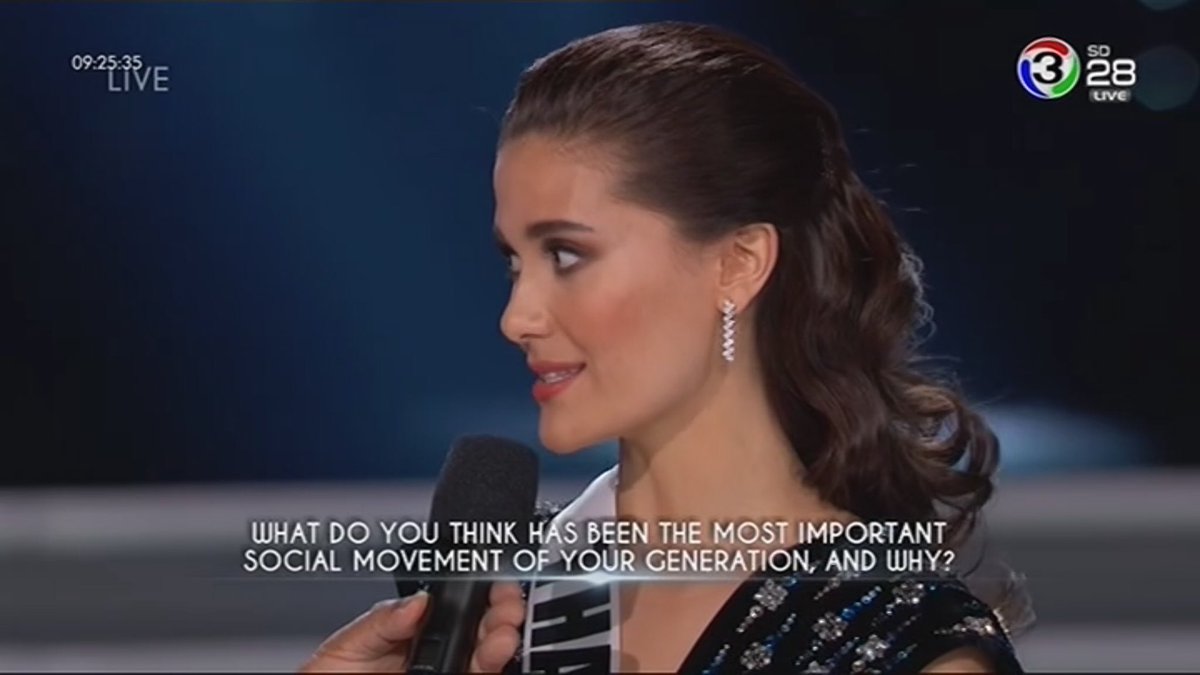 rujatorn's tweet photo. You are so clever to answer the tuff question but you did it. Love you Mareeya #MissUniverse #THAILAND https://t.co/dpx2hp818C