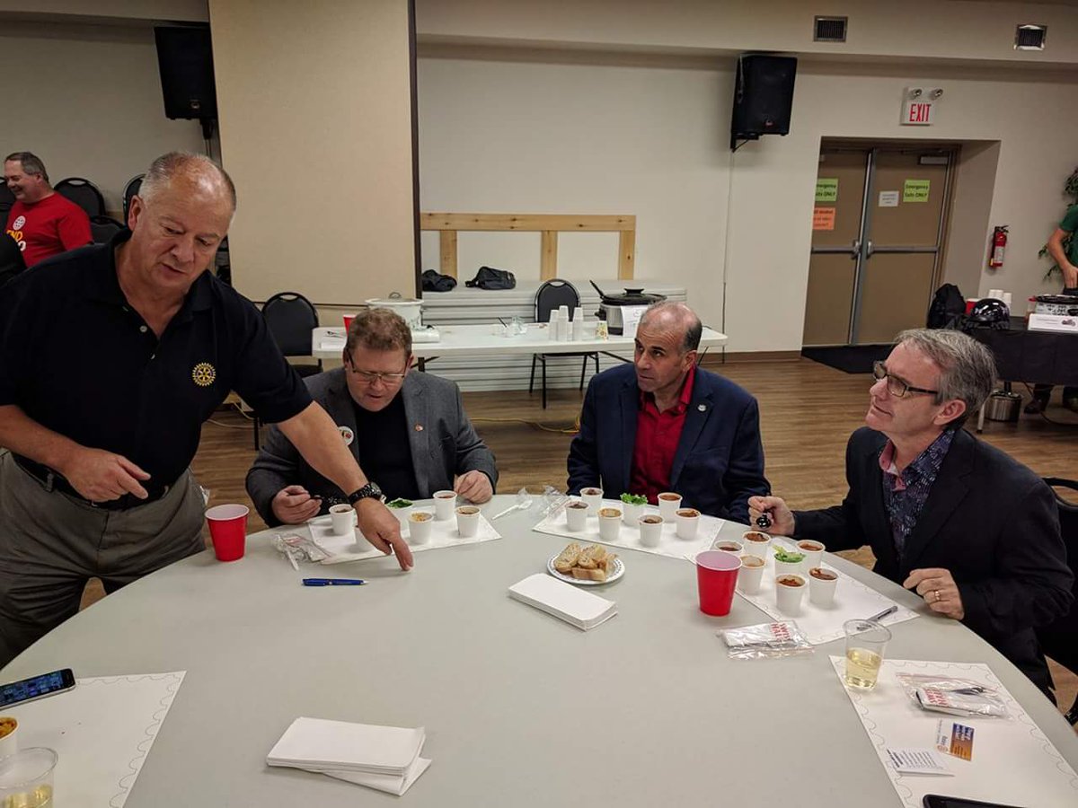 WashagoRotary's tweet photo. Big thanks to judges @bruce_stanton, #Severn Mayor Mike Burkett and #Rotary District Governor Mike Kinsey for making our Washago Chili Master Cook Off a success! https://t.co/Y56H6vyUkb