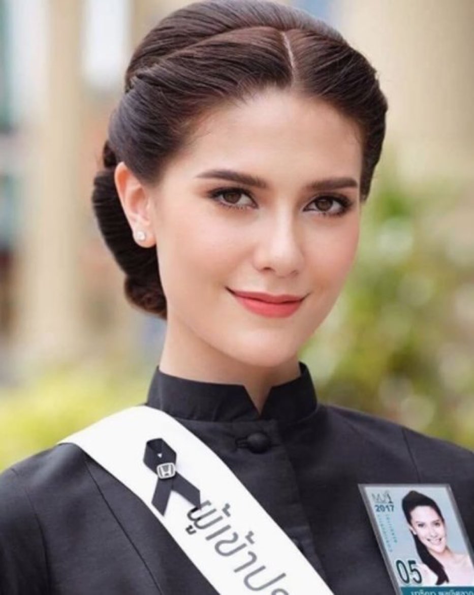 choompunoch's tweet photo. #MissUniverse #THAILAND https://t.co/WcxljZdYRi