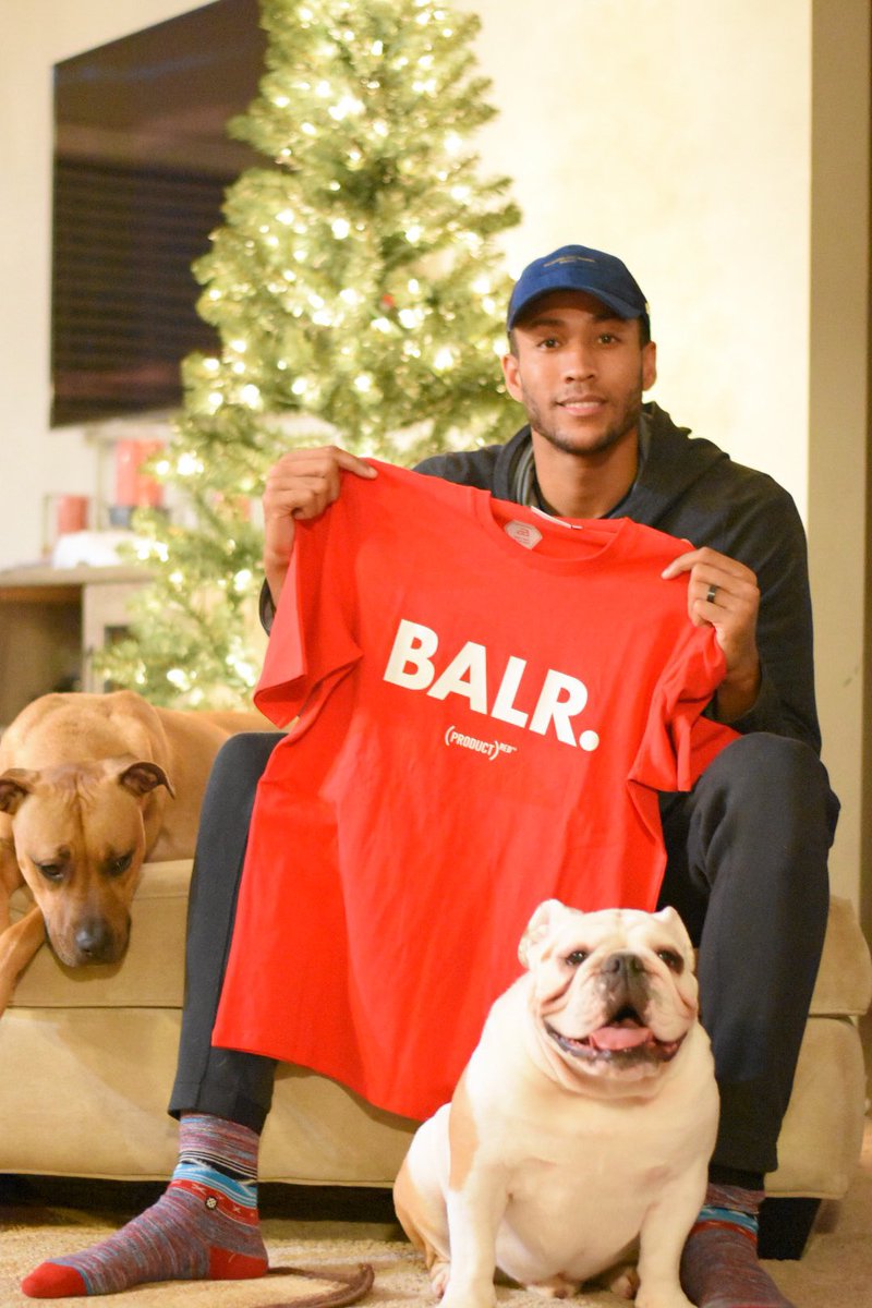 The purchase of a (BALR.)RED T-Shirt can provide 50 days of life-saving medication that helps HIV positive mothers give birth to HIV free babies.
#ENDAIDS
#SHOPATHON
#RED