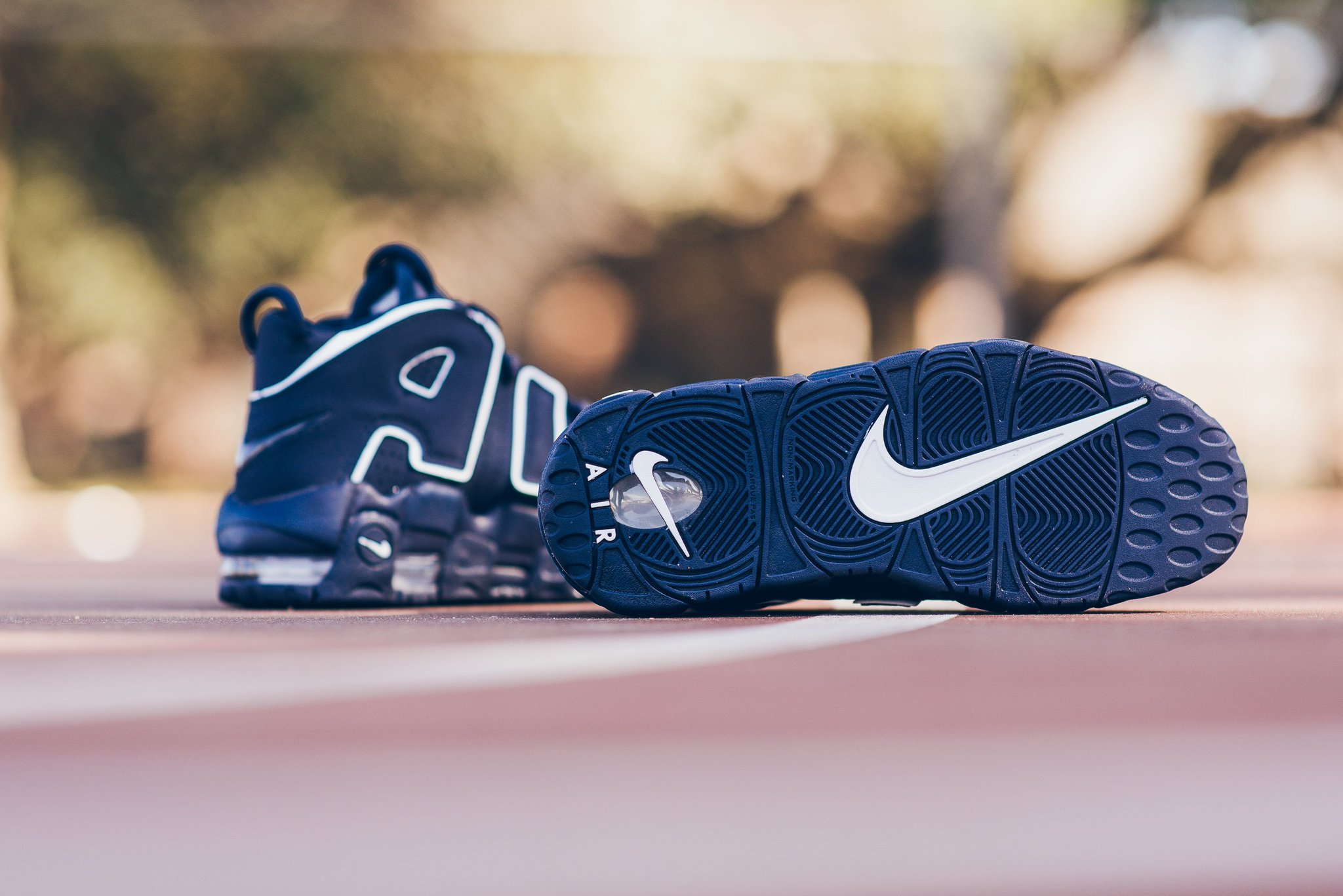 nike air more uptempo obsidian footlocker