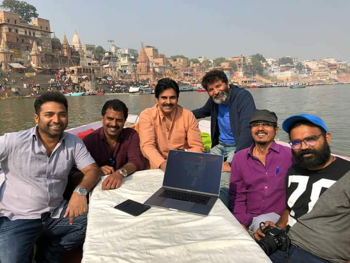 mosinalways4u's tweet photo. #Varanasi lo #Kalyan Anna  Roopam lo Ahh #KashiVishwanadhudu pratyakshamayyadu...... #Powerstarrr 😍😍 https://t.co/xGhdi42yRH