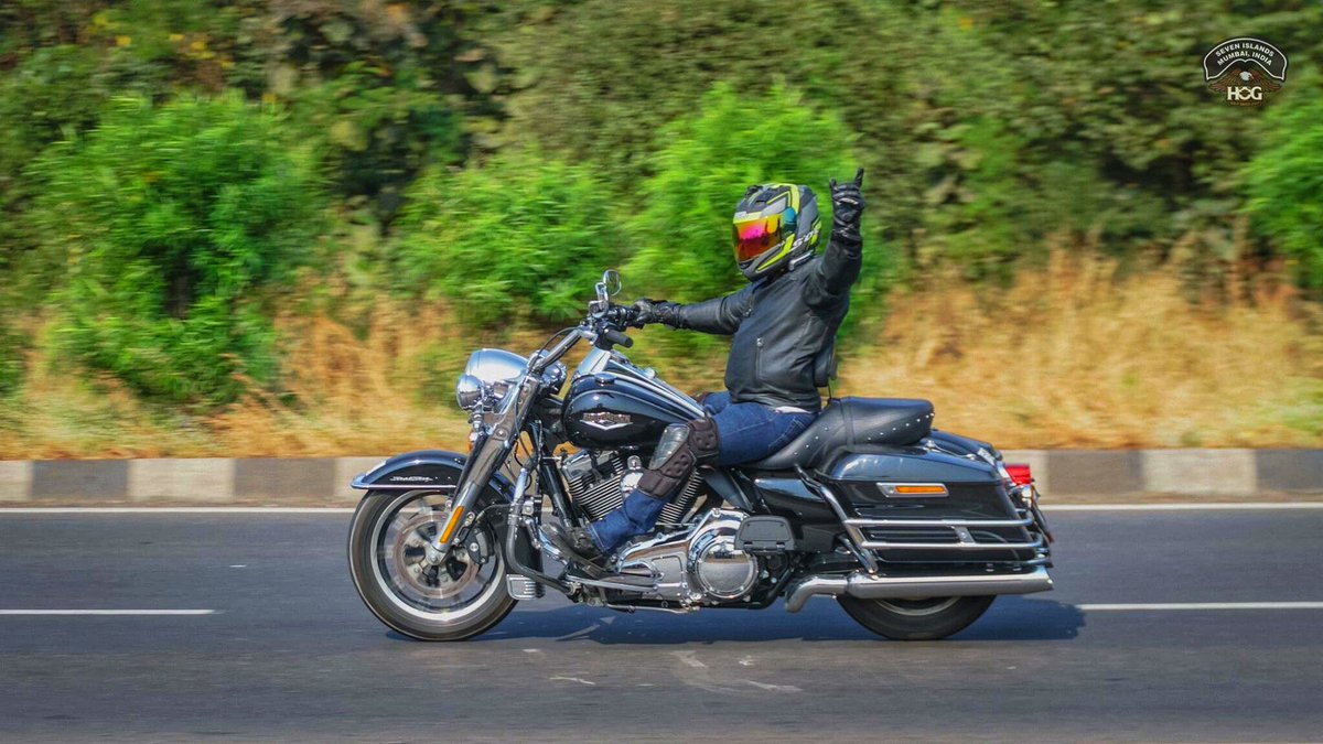 BombayHarriers's tweet photo. Grab the weekends by the throttle #Bombayharriers @HarleyIndia @SMOKEY48HD @onestepabove #harleylovers #whyweride https://t.co/gu3PEr0gLL