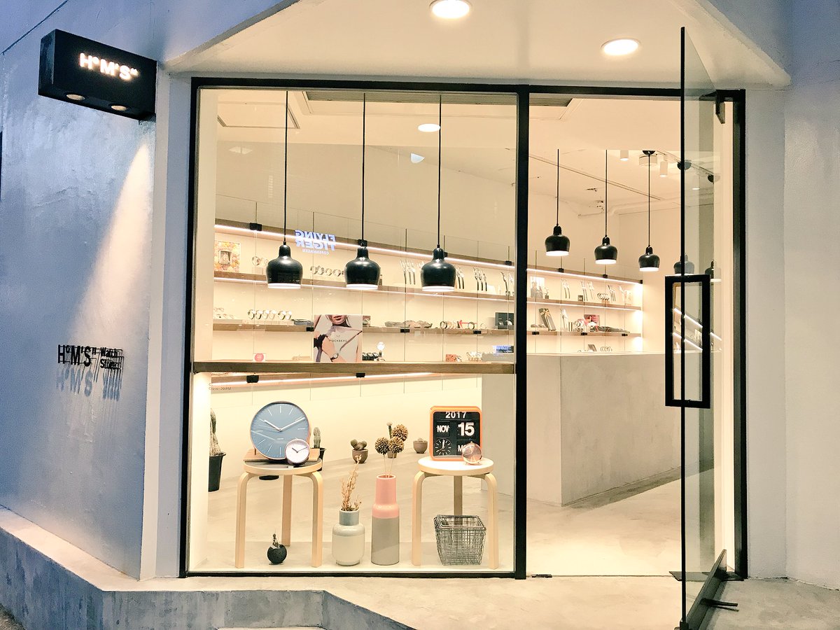 HMS_WatchStore's tweet photo. H°M’S” Watch Store

#oliviaburton #オリビアバートン #komono #モックバーグ #lcewatch #ダニエルウェリントン #laps #unimatic #tsovet #corniche #greyhours #techne #willaml1985 #nocs #bravur #karlsson #時計 #腕時計 #プレゼント #表参道 #東京 #原宿 #tokyo https://t.co/rcjeVT9tjA