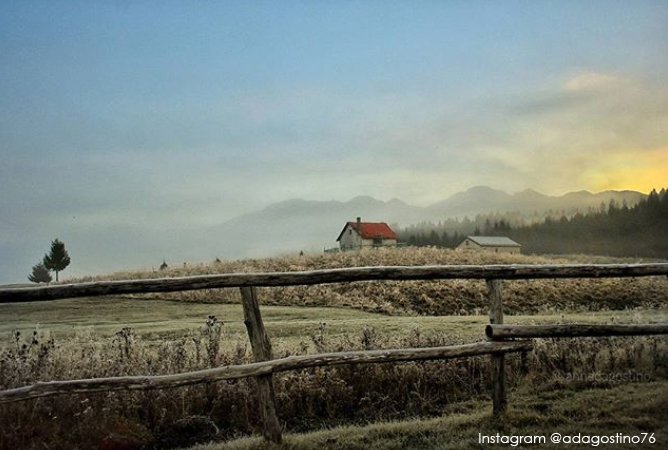 Siete mai stati nel magico altopiano del #Cansiglio? In inverno è ancora più suggestivo! 😍 bit.ly/2A55JPg #VisitVeneto