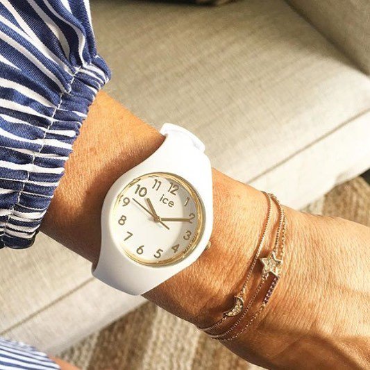 LiberteDesign's tweet photo. Arm candy via @beckjstevens I spy LUNA bracelet 💕 https://t.co/NMaPugQyAA https://t.co/zq7I9fTrP7