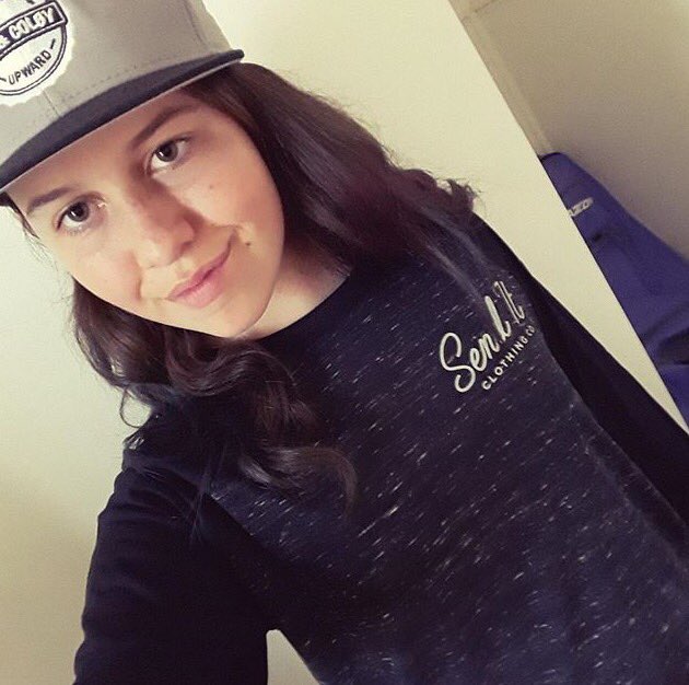 TamaraghPotter's tweet photo. I reckon I'm rocken this send it baseball tee and this onwards and upwards snap back 💙💜😎😜😝 @EltonCastee https://t.co/RSONjDkNFG