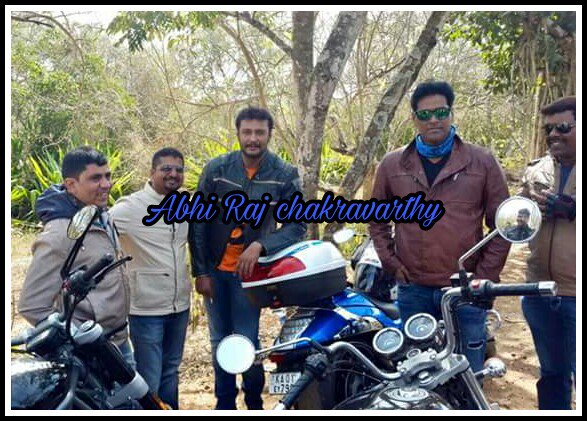 Abhiraj7999's tweet photo. #RARE_PICs
#BOX_office_SULTAN 
#CHALLENGING_STAR_DASA
#DARSHAN_BOSS_WITH_BESTIES https://t.co/tDvwECO4oa