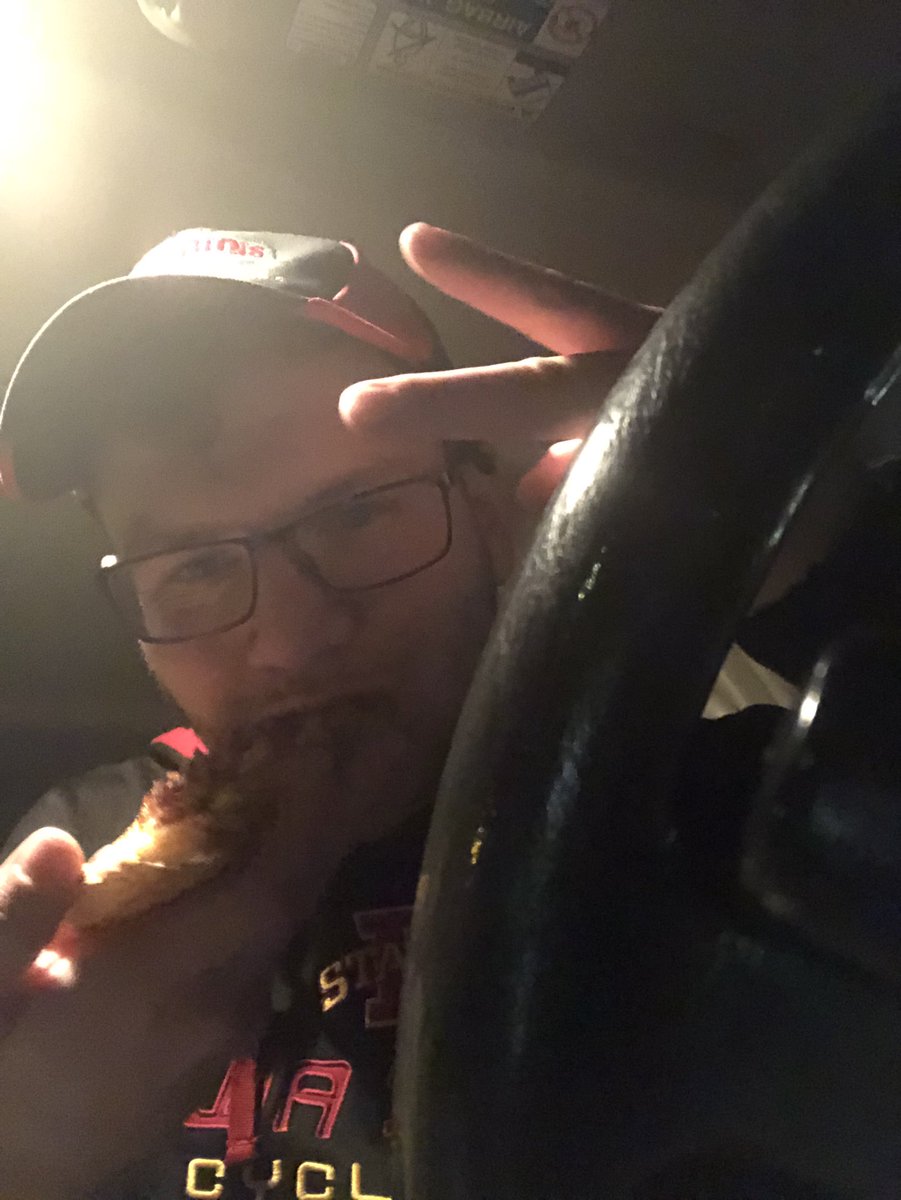 My dad ordered me a pizza and missed my residence hall by 280 miles. Kellar from Iowa, enjoy every bite man.