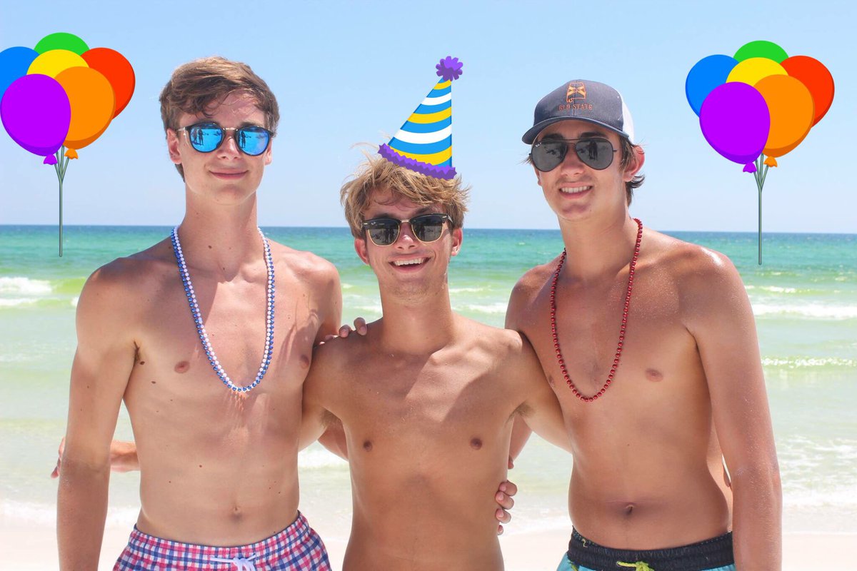 rileyw34's tweet photo. Happy 18th birthday to my bro @rypreston12 hope you had a fun revival this weekend #VS https://t.co/OLjvS2I70d
