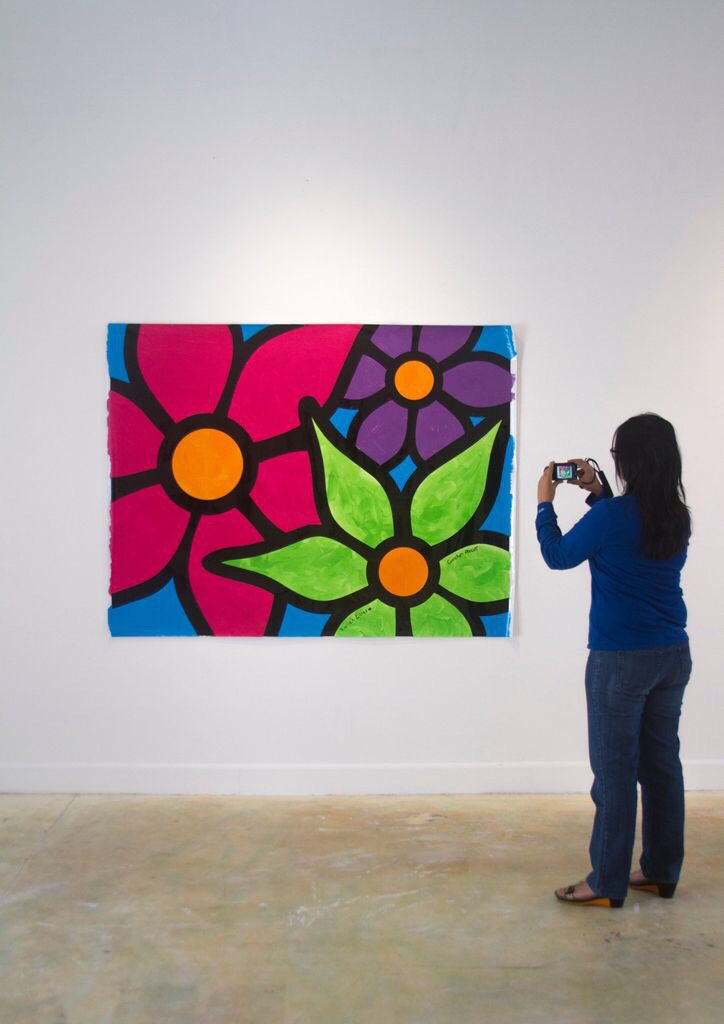 12 Hours Left - You could own a piece of Portraits of Hope and NYC history!⠀
.⠀
Own a panel from the NYC Garden in Transit public art project and celebrate the 10-year anniversary!
.⠀
The auction is live now!⠀
Copy and paste this link in your browser: rover.ebay.com/rover/0/0/0?mp…