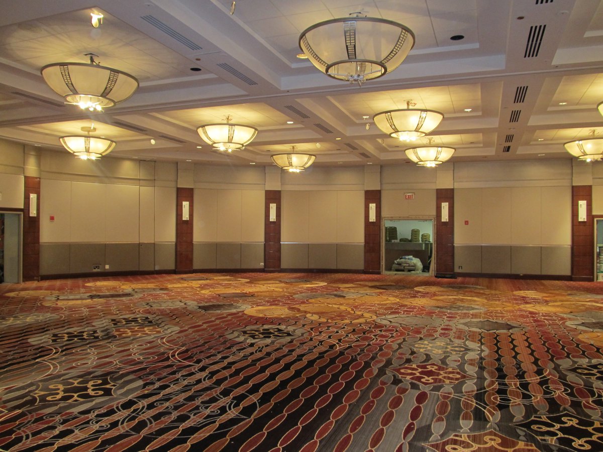 Acoustic_Panel's tweet image. Acoustic Finishes, leading in the industry in Acoustic Fabric Panels at the Swiss Hotel, Chicago. #acousticfinishes #acousticpanels