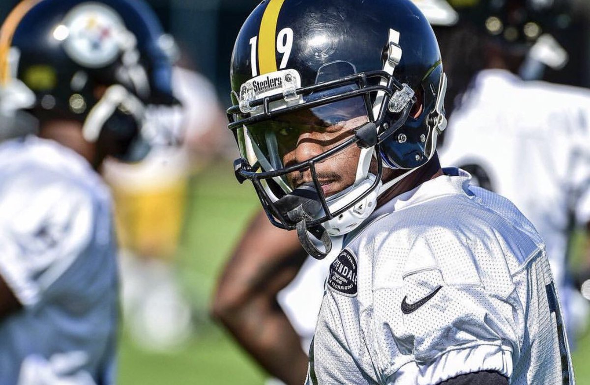 TeamJuJu's tweet photo. I feel like I let Steelers Nation down tonight though... I’m going to do whatever it takes to get back on the field. Worst feeling of my life... https://t.co/qO4MtOPIeS