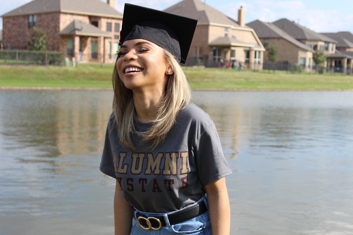 tyrachelethomas's tweet photo. i really beat the odds against me
forever grateful, thank you Godπ
BS in management, secured job at the 5th largest accounting firm
December 15th, 2017
Texas State University 17βπ https://t.co/TihDOiXfMd