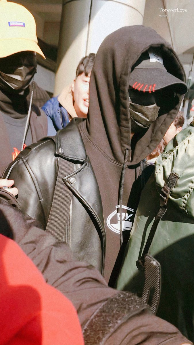 Got7with's tweet photo. 171127 GMP 
재범아  콘서트 수고했어~❤️
#GOT7 #JB #재범 https://t.co/Z87qTja1kJ