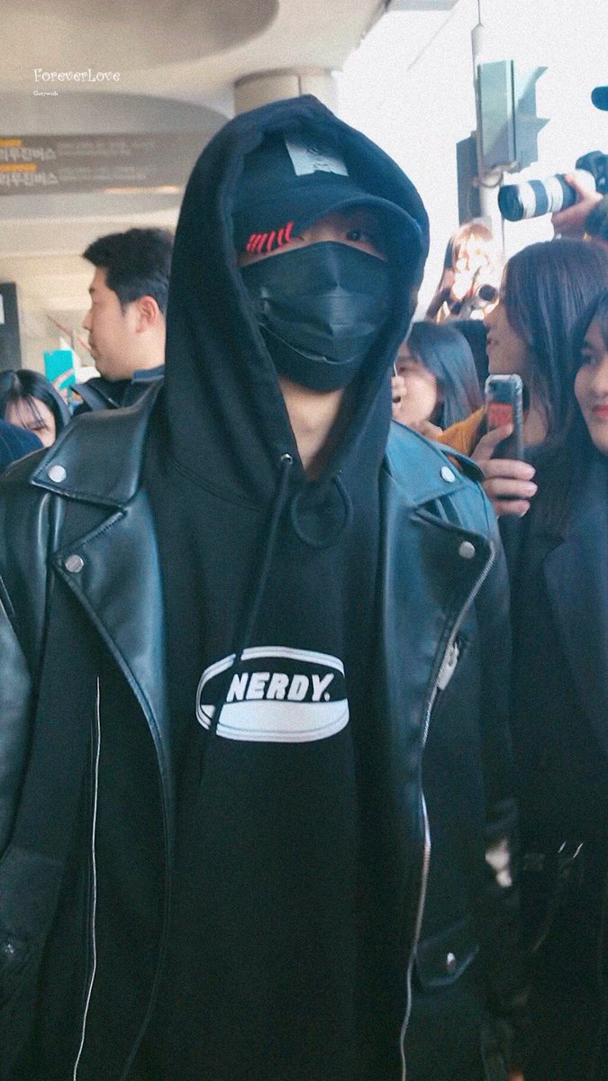 Got7with's tweet photo. 171127 GMP 
재범아  콘서트 수고했어~❤️
#GOT7 #JB #재범 https://t.co/Z87qTja1kJ