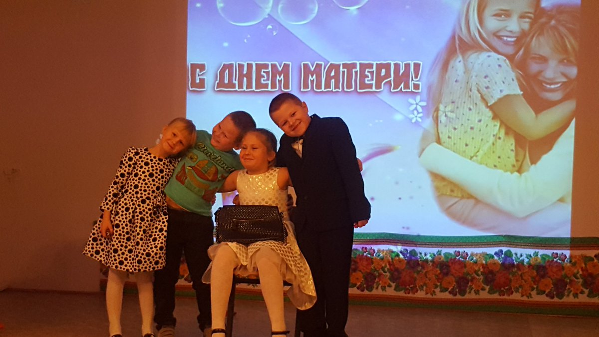 День Матери в МОУ "Санталовская СШ"