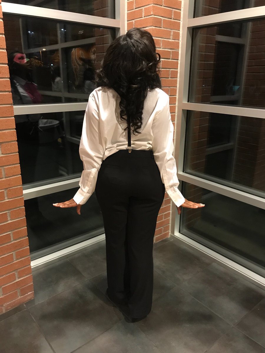 tekerabee's tweet image. Finally made it to AKAland! Fierce1y Sophistic9ted #IKmade 💚💕