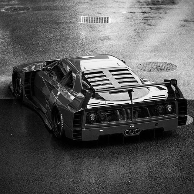jeffjthompson's tweet photo. Reposting @automotiveblack:
⚫ BLVCK x WHITE. ⚫ Widebody F40🔥
...
#car #l4l #cargram #motorgram #lovecars #f4f #carsofinstagram https://t.co/Ty9VorMfww