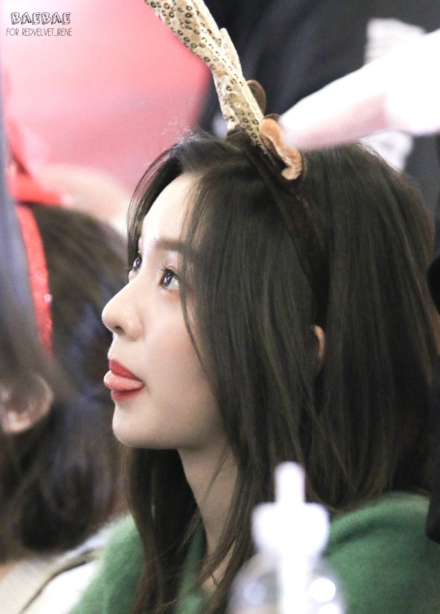 Baejoohyunews's tweet photo. [HQ] 171123 #IRENE #아이린 #레드벨벳 'Perfect Velvet: #Peekaboo👌' Fansign Event @ IFC Mall Nosu Atrium
https://t.co/9IAhYe6nIR
https://t.co/1oR2OOAfXD
https://t.co/BL1wwYv7ru
© BAEBAE_329 https://t.co/q2T9CcpVsK