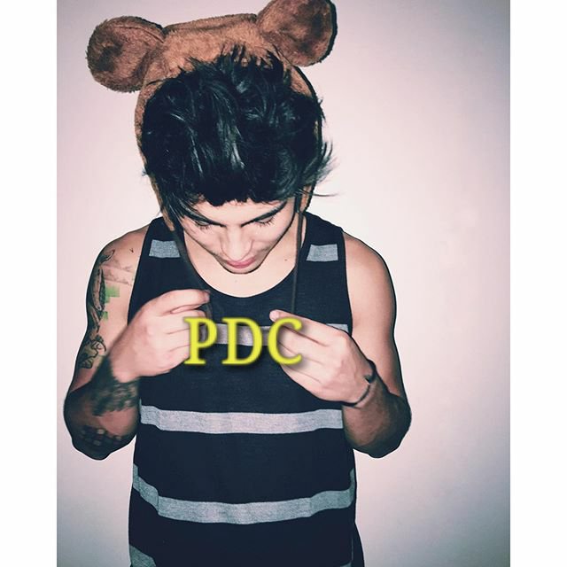 SebasPaisaSaak's tweet photo. Quiero una cita con la mejor persona que he conocido en este mundo... quiero una cita contigo @villalobossebas 

te amo__ Xoxo. https://t.co/f9KO9PIeEm