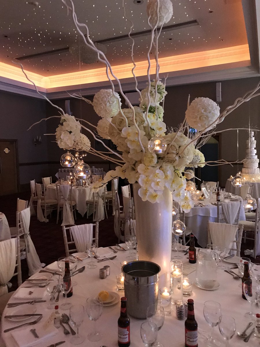 Kellibrations's tweet photo. #weddings #venuedresser #candlelight #candles #floralarchway #floralbackdrop #weddingsonpoint #stunning #cardenpark #ceremony #centrepieces #love #weddingplanner #kellibrations https://t.co/2GODq3yyul