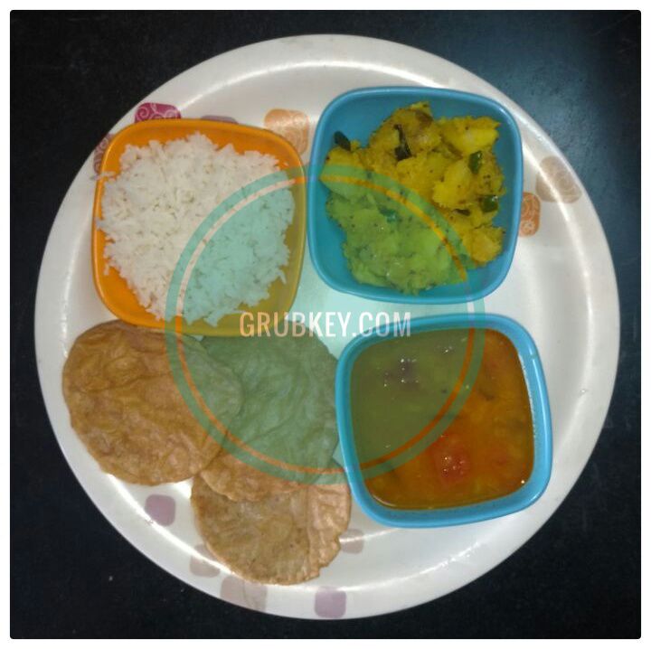grubkey's tweet photo. #GrubKey - Today's #Menu (27 Nov 2017)- #JeeraAlu + #DalTadka + #Puri + #SteamRice + #Salad https://t.co/nwNwjdwktJ