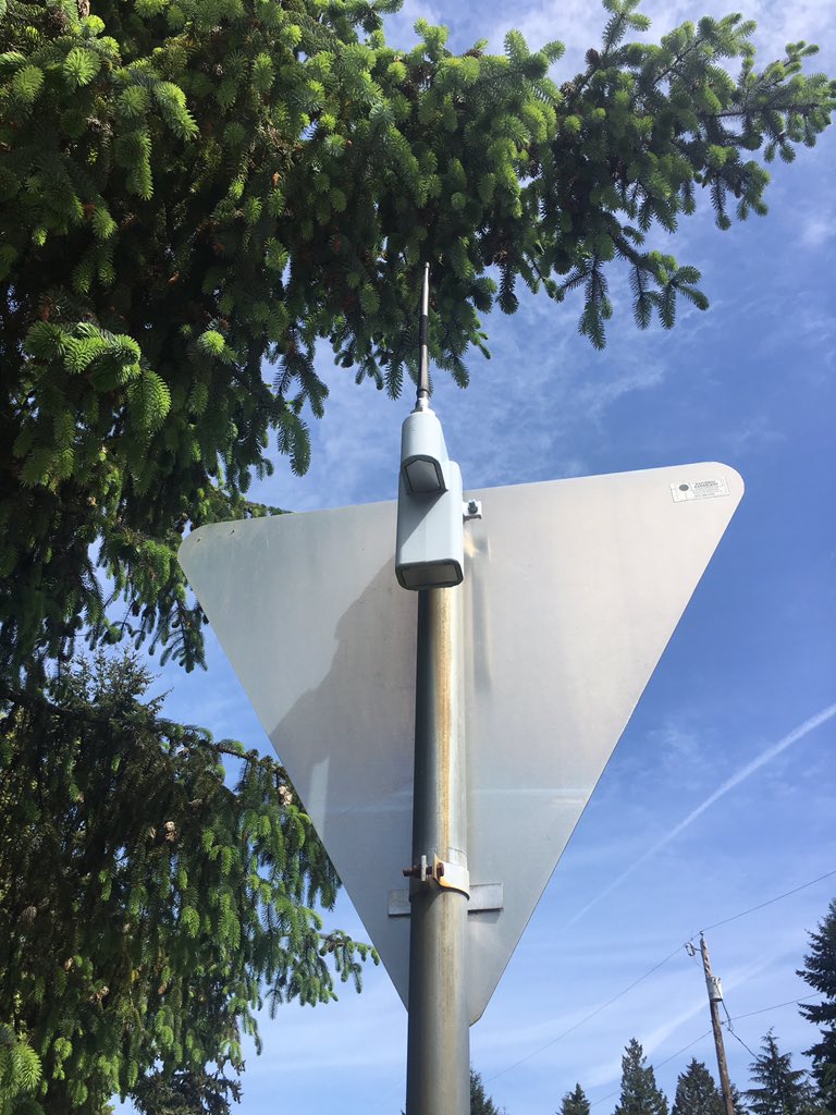 ESTRAHarassment's tweet image. Attenna explains hacking. @USAA @GEICO @SNCLavalin @SocialSecurity #MLTPD Neighbors posted on #YieldSign