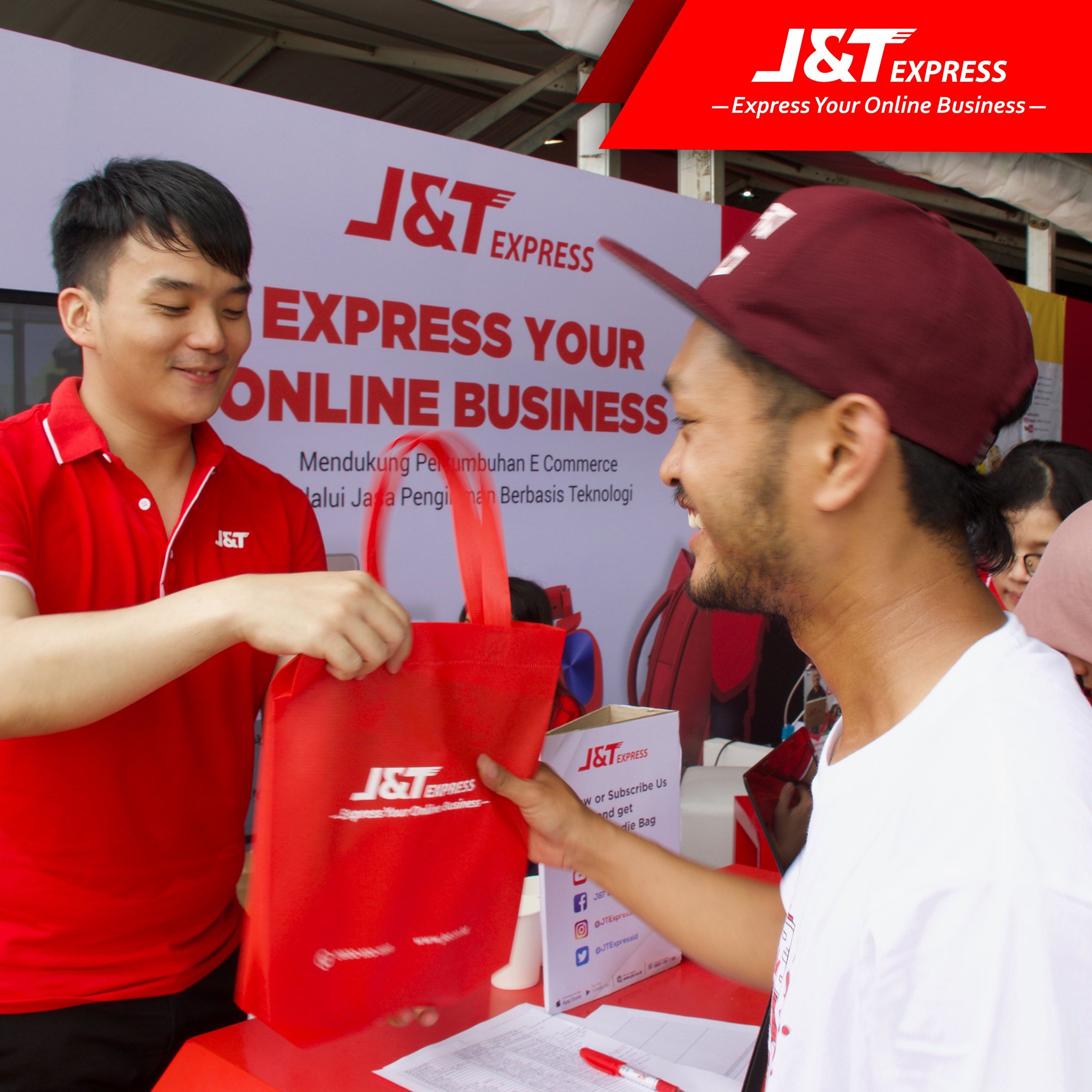 J&T Express on Twitter "Partisipasi J&T Express pada acara Kopdar J&T Express on Twitter "Partisipasi J&T Express pada acara Kopdar Akbar Bukalapak 2017 di Lapangan Wisma Aldiron Pancoran Jakarta Selatan