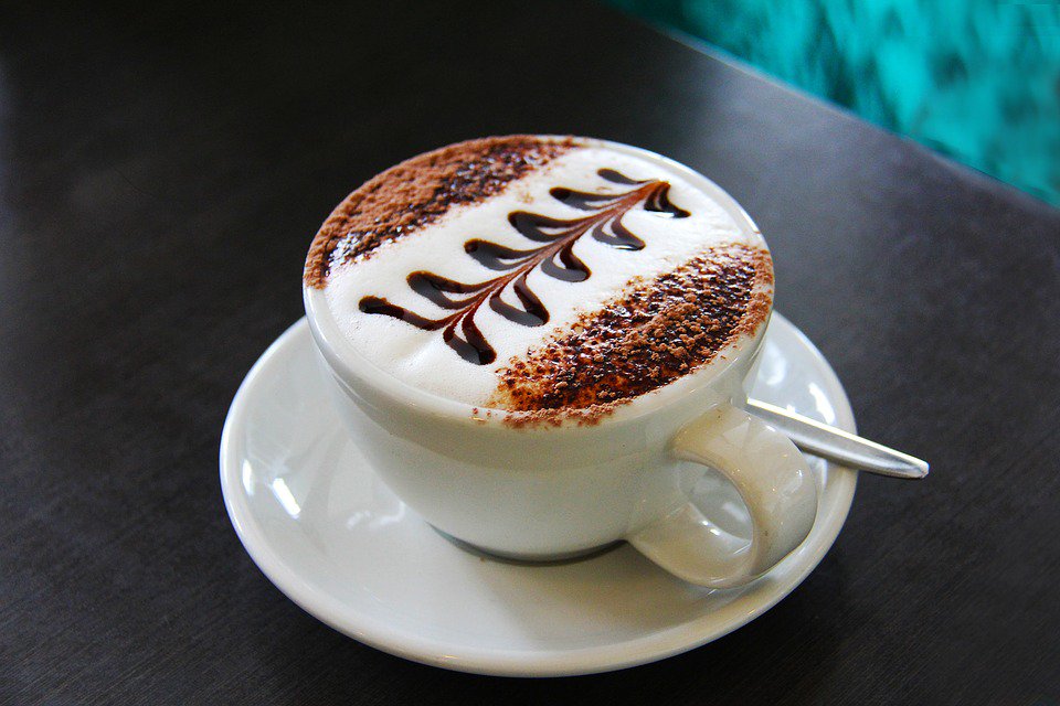 freshtascafe's tweet photo. Enjoy Your #Christmas favourites #Hot_Drinks like our Hot Chocolate, #Decaf_Coffee, #Flat_White and more at #Freshtas https://t.co/i6tqJKI9ra https://t.co/o0xDDBUGFK