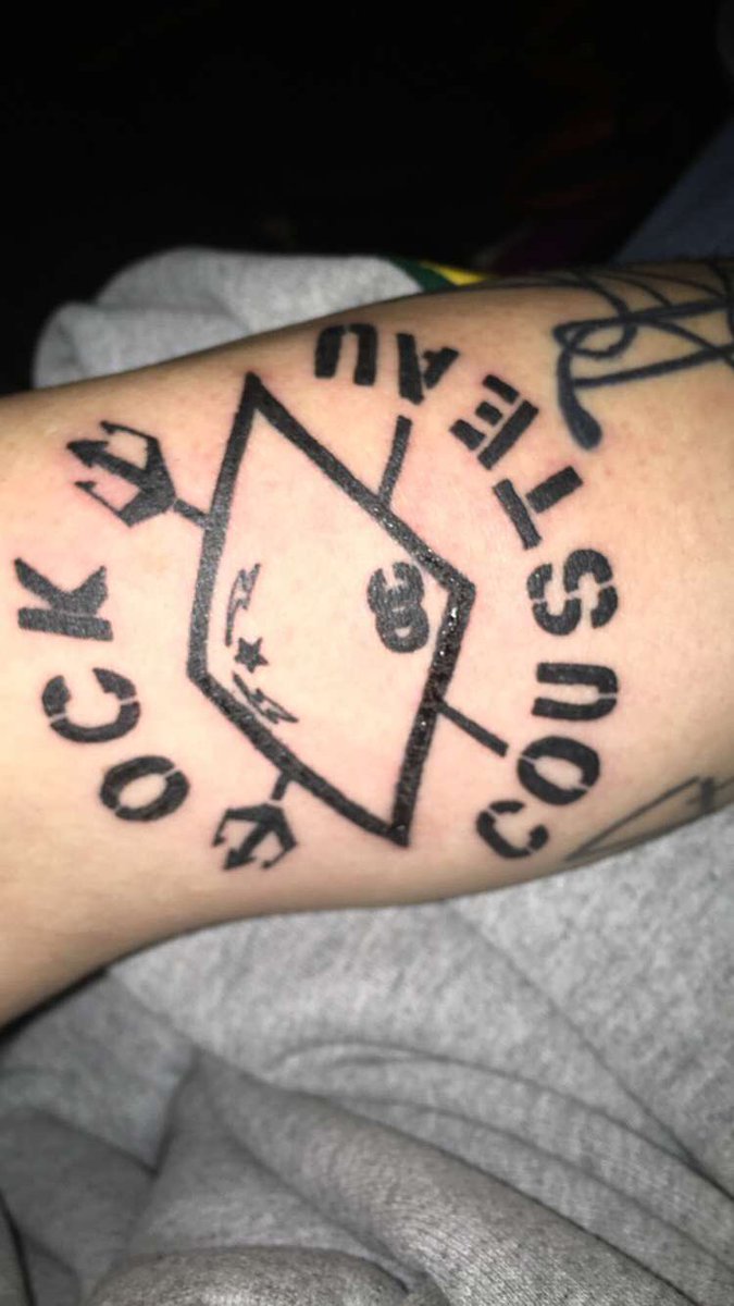 bigwillie203's tweet image. Update the Pdank sleeve yesterday @PDankLLC @spizzyspose @SarahVioletteM @emceemikebe @Jay_Caron @OckCousteau