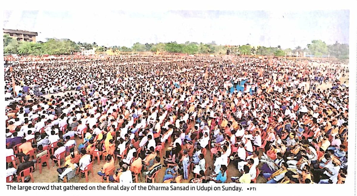 DrPravinTogadia's tweet photo. VHP Dharma Samsad, Udupi. Big Public Rally. विहिंप उडुपी धर्म संसद का ३ रा दिन २६  नवंबर २०१७: प्रचंड जनसभा Details on: https://t.co/9aDzD4unyD https://t.co/BH7fjMJ03m