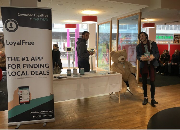 loyalfreeapp's tweet photo. Today we’re in @HSBC in #Leicester promoting our loyalty app! Come along to find out more and grab a chocolate!  #popupweek @HSBCUKBusiness https://t.co/1ILM6OjR3c