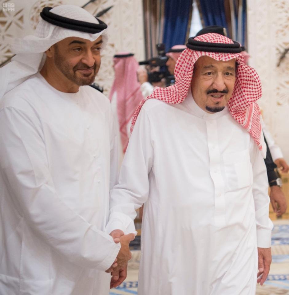 masudi111's tweet photo. #محمد_بن_زايد يطلق مسمى (مدينة #الرياض ) على اضخم مشروع إسكاني في #ابوظبي_الاستراتيجي_2017 
لاعدمناكم #عيال_زايد إخاءً وحباً ونبلاً.
#السعودية_الإمارات #معا_ابد 
🇦🇪🇸🇦 https://t.co/7aJyxxvJuX
