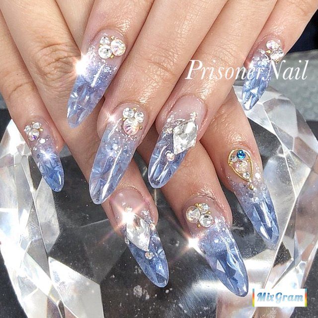 ネイルブック Twitter પર ネイルブックおすすめデザイン ステンドグラスネイルは ブルーやパープルで氷のような美しさ ネイルブックからのご予約で 初回限定プレゼントあり プライズナーネイル 静岡 T Co Sbkkiecd1r ネイルブック Nailbook