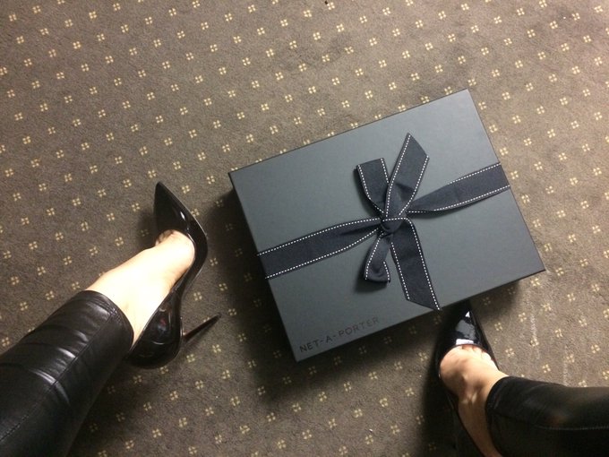 I adore to be #spoiled ! #TheBestFeelingIn5Words #Wolford #hosiery #gift @RT4FD @rtdumb @RTSubby_ @King_Maximuss<a href="/tag/spoiled"class="tags">#spoiled</a><a href="/tag/thebestfeelingin5words"class="tags">#TheBestFeelingIn5Words</a><a href="/tag/gift"class="tags"><span>#gift</span></a><a href="/tag/wolford"class="tags"><span>#wolford</span></a><a href="/tag/hosiery"class="tags"><span>#hosiery</span></a>