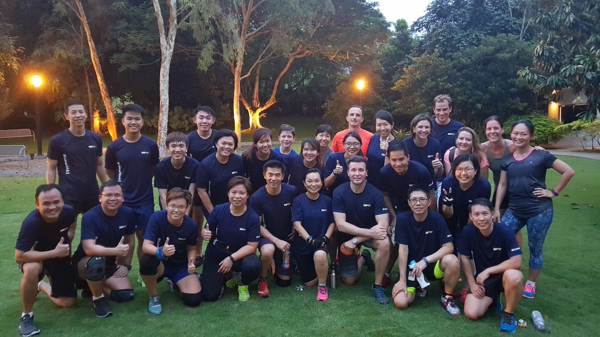 ZarinaStanford's tweet photo. #runwithb1 #SAP UFIT Crew https://t.co/9iVPVeuPKx