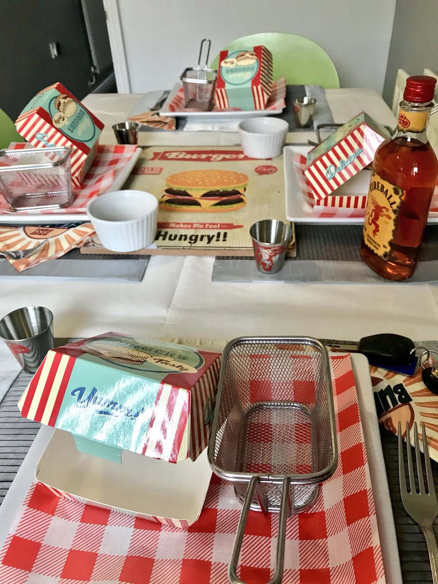 Dr_Evil_BBQ's tweet photo. Prepped and ready #Prep #Prepper #Survivalism 😂 @grillstock @GrumpyManUK #BurgerChamp #Manchester2014 tonight will be a good night #Wagyu #Wagyuburger https://t.co/gXmZIQZeeg