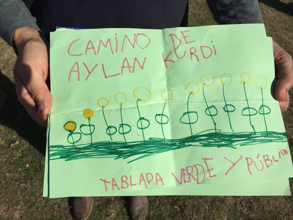tabladavyp's tweet photo. Y le dedicamos el espacio a las personas muertas en el Mediterráneo, llamando a este camino libre #CaminodeAylanKurdi #tabladaverdeypublica https://t.co/pjzkNOKBHS