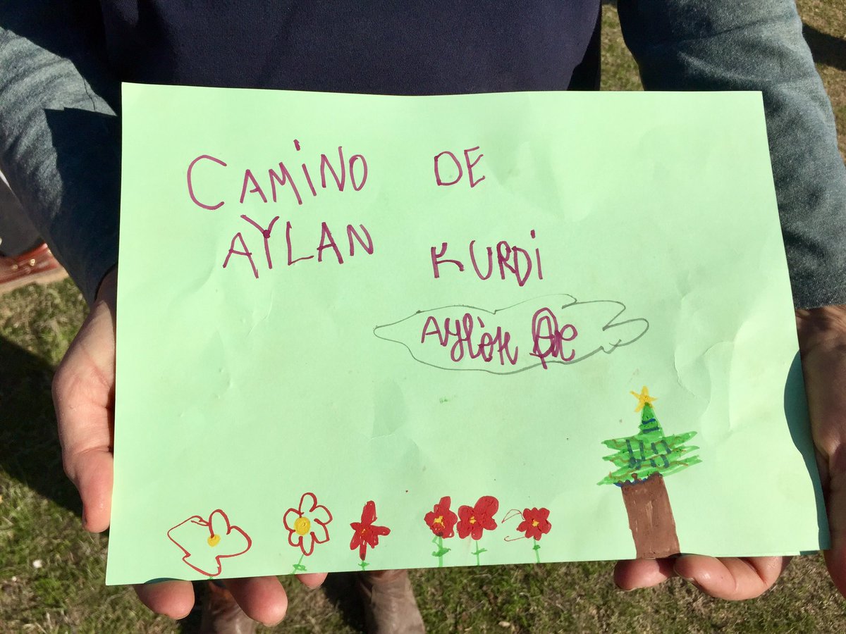 tabladavyp's tweet photo. Y le dedicamos el espacio a las personas muertas en el Mediterráneo, llamando a este camino libre #CaminodeAylanKurdi #tabladaverdeypublica https://t.co/pjzkNOKBHS