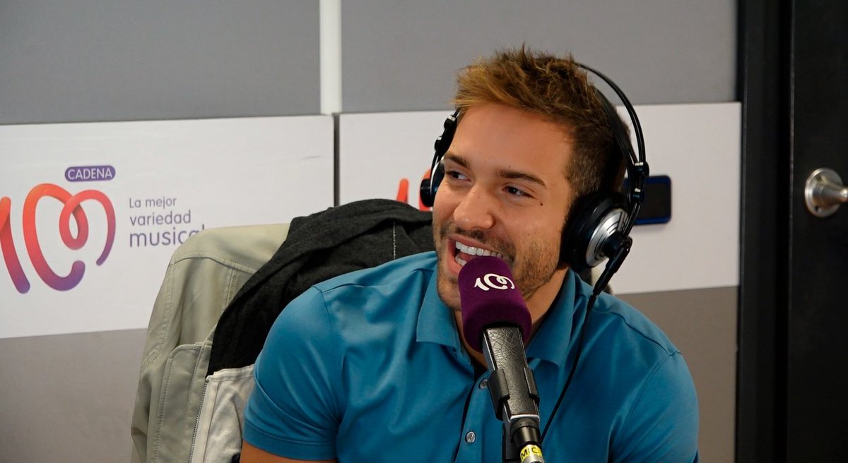 JaviYMar's tweet photo. Hace poquito estuvo con nosotros @pabloalboran, si te lo perdiste, aquí puedes volverlo a ver/escuchar: https://t.co/cMgIyhdBL7 https://t.co/1lqdBMUS00