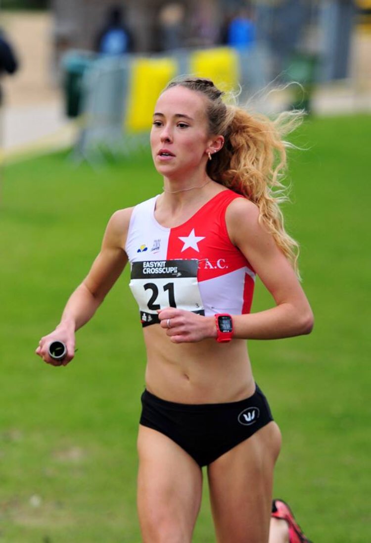 DynamicTamtam's tweet photo. La jeune athlète du White Star  Mathilde Deswaef s’est qualifiée hier lors de la Cross Cup de Roulers pour ses premiers championnats d’Europe de cross-country le 10/12 à Samorin en Slovaquie. Bravo! 👍🏻🏃🏼‍♀️@1200WSLambert https://t.co/OkZ0UIVYil