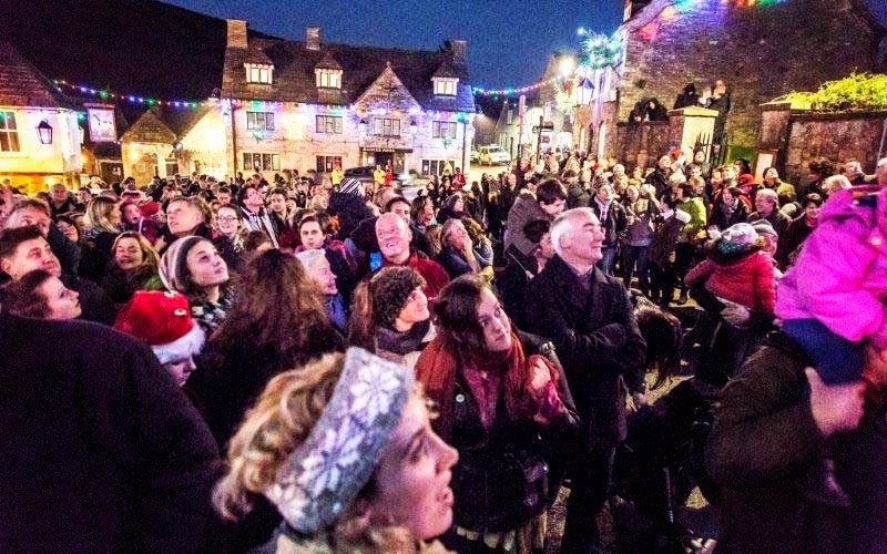 CorfeCastleUK's tweet photo. Seasonal events at Corfe Castle.
Christmas lights switch-on this Saturday (2nd December) at 4.30pm - https://t.co/cDeZiujCbq
#Christmas #CorfeCastle https://t.co/fk5m4zR2XA
