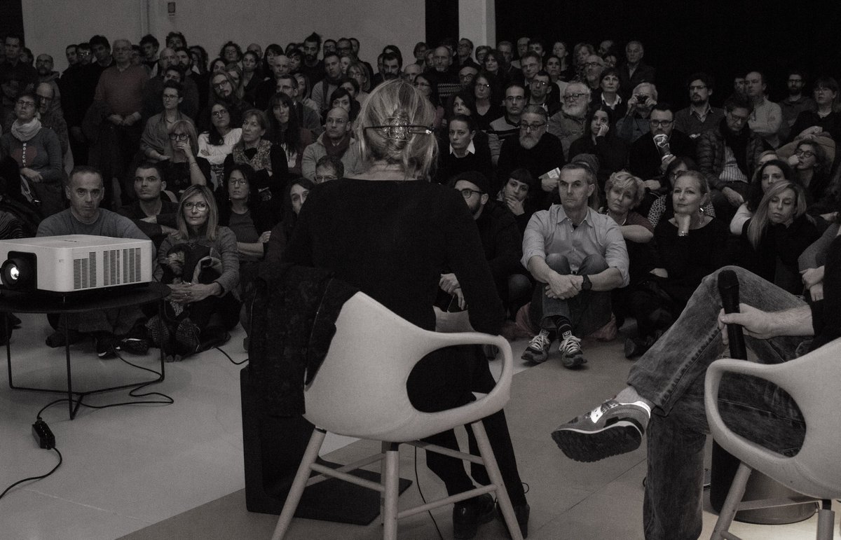 clubkristalia's tweet photo. Alcune immagini dell'emozionante serata con la fotografa Monika Bulaj
#monikabulaj #pordenone #kristalia https://t.co/Bgj9OjpiJh
