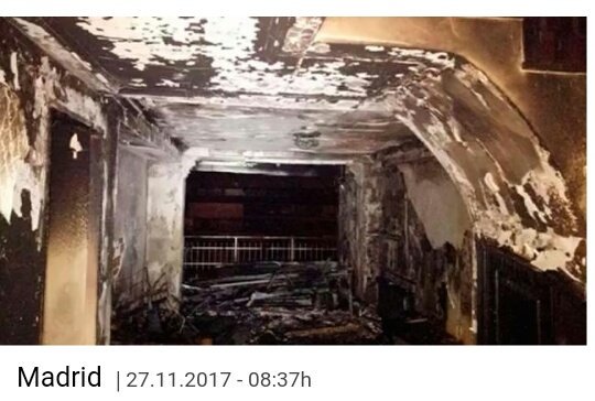srta_jacobera's tweet photo. Nos despertamos con una noticia terrible. Brutal incendio en la casa de una compañera de la @pah_alcorcon a la que cortaron la luz: https://t.co/6dYpHSNvxR