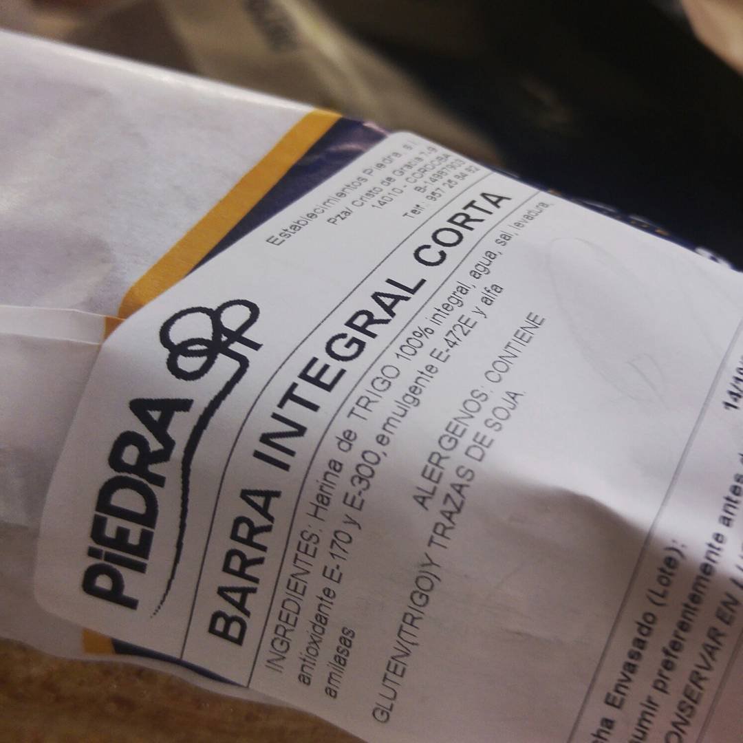 chary_serrano's tweet photo. #Buenosdias #Felizlunes
desayunando en mi tierra con #pan 100% #IntegralBakery .
Por muy bien que estés, echas de menos las cosas cotidianas, las costumbres y los sabores.
#yovidasana #mecuido con #pandehorno #pandeverdad de #supermercadospiedra #cordoba https://t.co/OaRrATkaDA